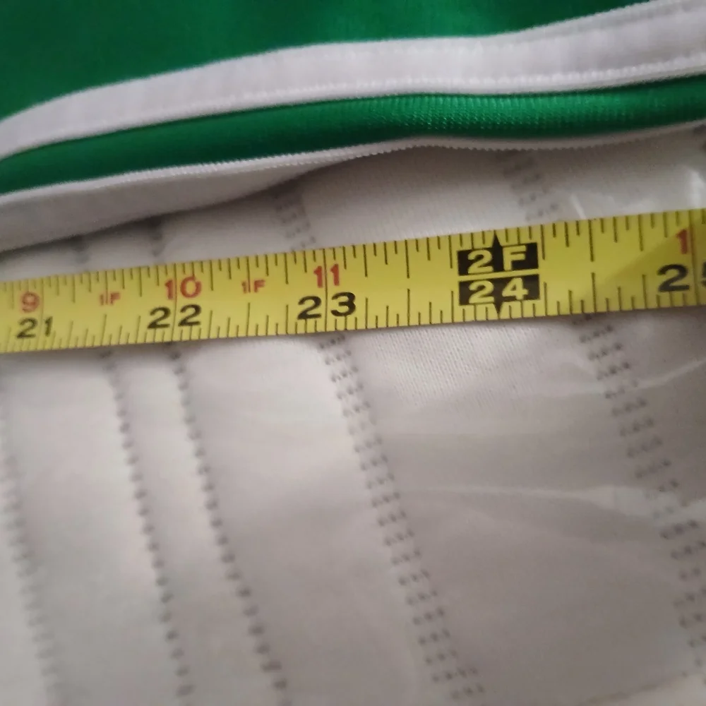 Adidas Sports wear jacket - Picture 2 of 4